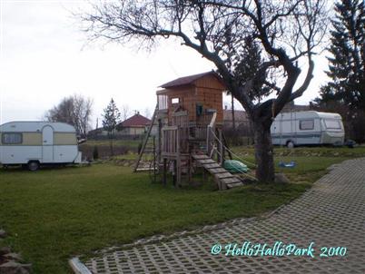Caravanstalling camper stalling midden en oost Europa, Hellohallopark Hongarije vakantie camping en manege paardrijden